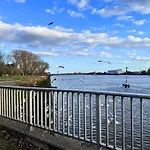 Weserblick Hafen-haus-bremen * Бремен