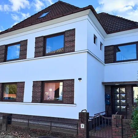 Weserblick Hafen-haus-bremen Дом отдыха *