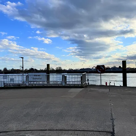Weserblick Hafen-haus-bremen Дом отдыха Бремен