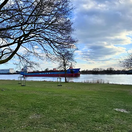 Weserblick Hafen-haus-bremen بيت للعطل بريمين